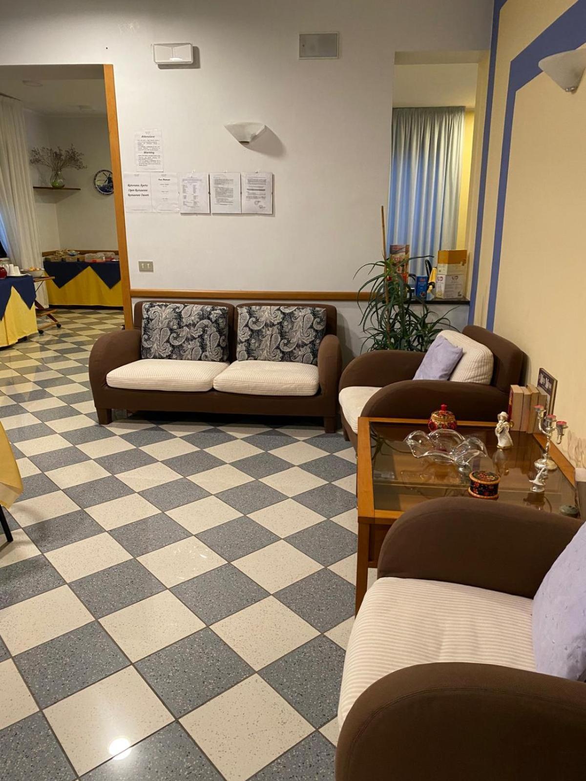 Hotel Ferrara Chianciano Terme Exteriér fotografie